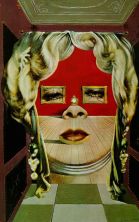 Haga click para ver la imagen ampliada face of mae west which may be used as an apartment circa 1935.jpg
